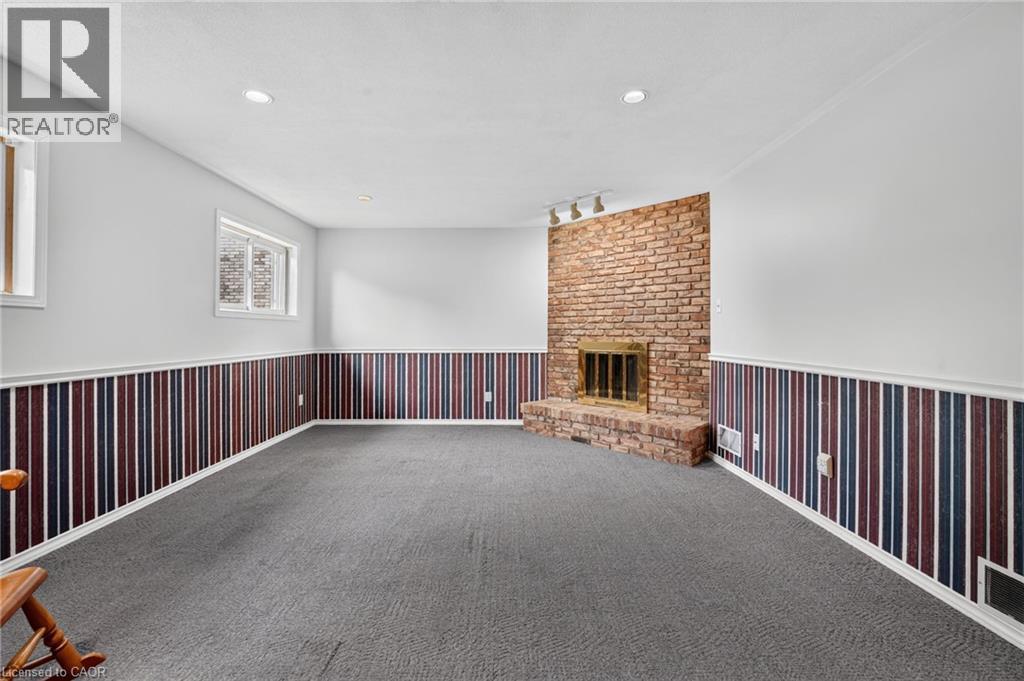 5 Brooks Circle Property Photo 31