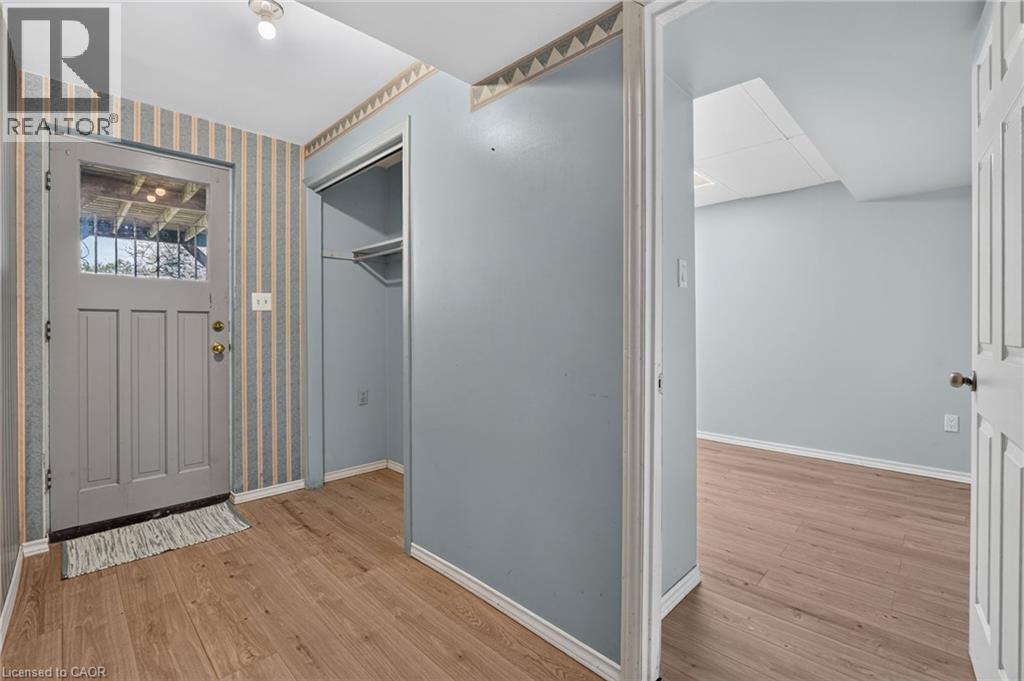 5 Brooks Circle Property Photo 32