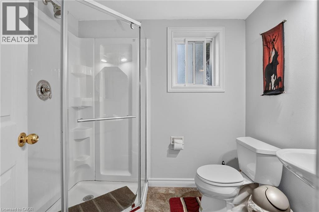 5 Brooks Circle Property Photo 35