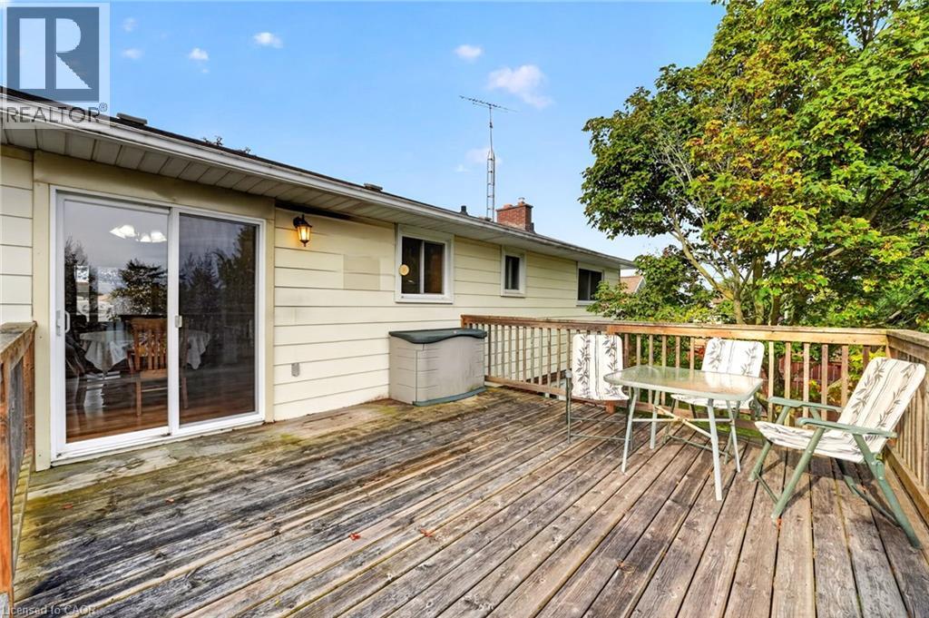 5 Brooks Circle Property Photo 39