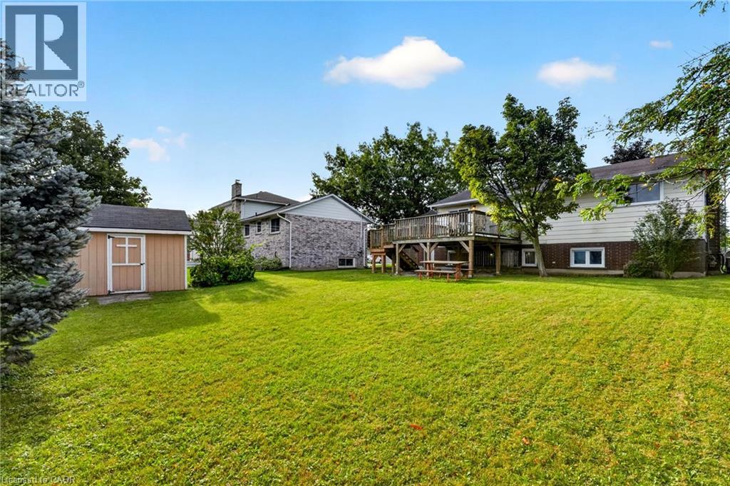 5 Brooks Circle Property Photo 42