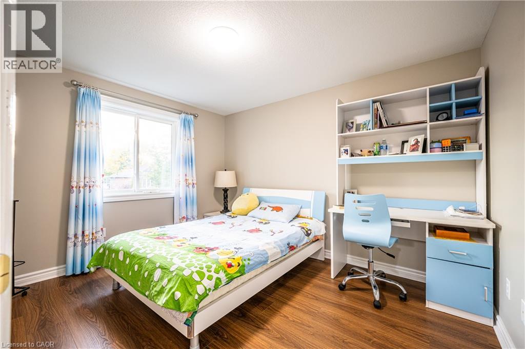 214 Misty Court Unit# Upper Property Photo 11