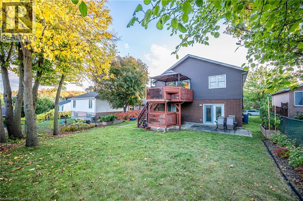 214 Misty Court Unit# Upper Property Photo 14