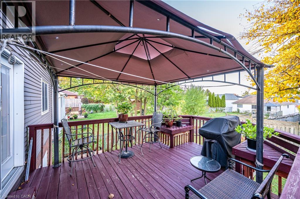 214 Misty Court Unit# Upper Property Photo 15