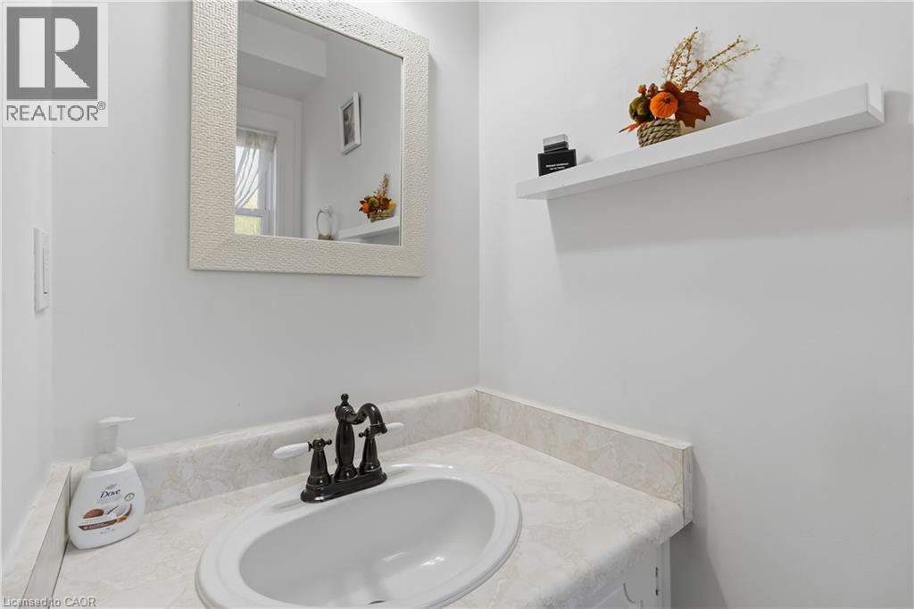 24 Jasper Street Property Photo 21