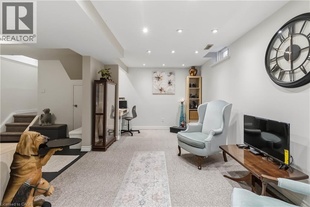 24 Jasper Street Property Photo 35