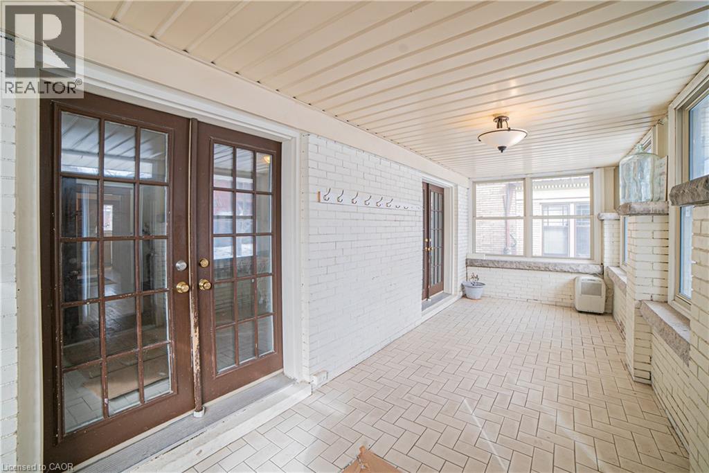 52 Proctor Boulevard Unit# Main Property Photo 2