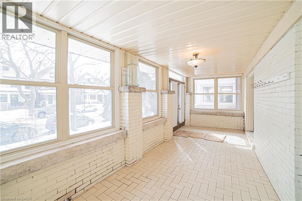 52 Proctor Boulevard Unit# Main Property Photo 3