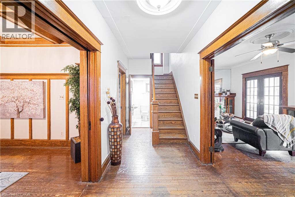 52 Proctor Boulevard Unit# Main Property Photo 7