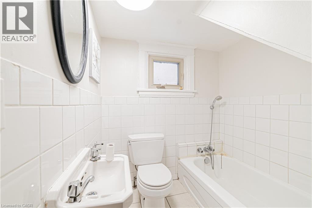 52 Proctor Boulevard Unit# Main Property Photo 15