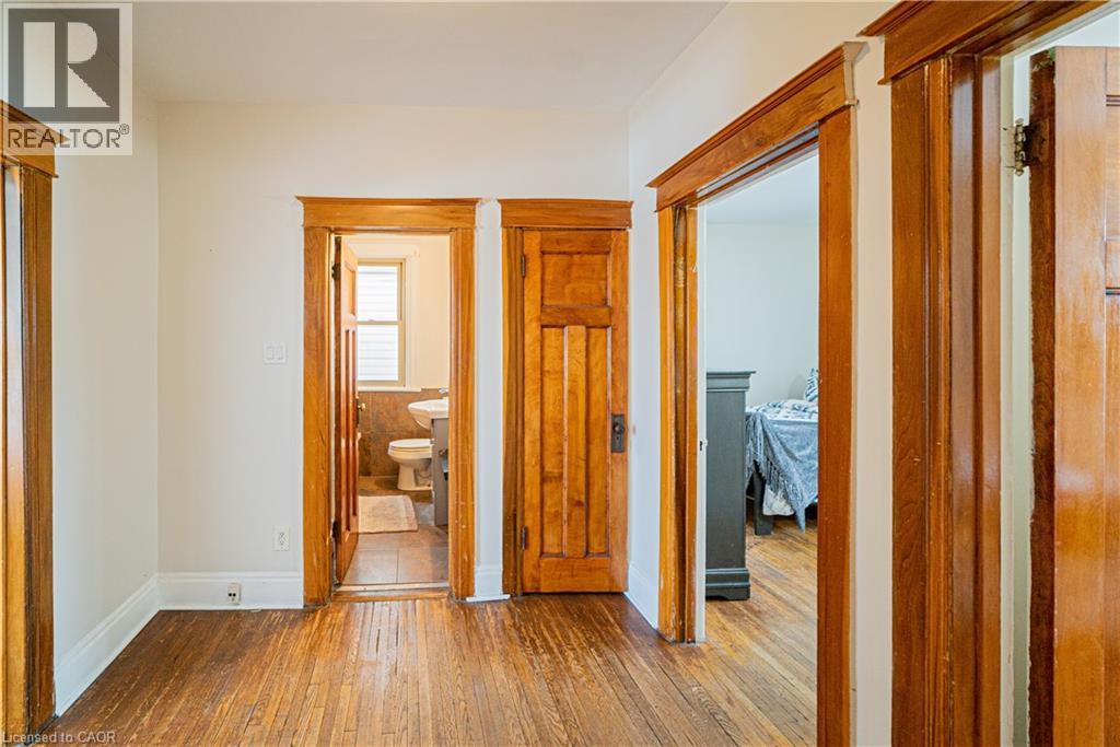 52 Proctor Boulevard Unit# Main Property Photo 16