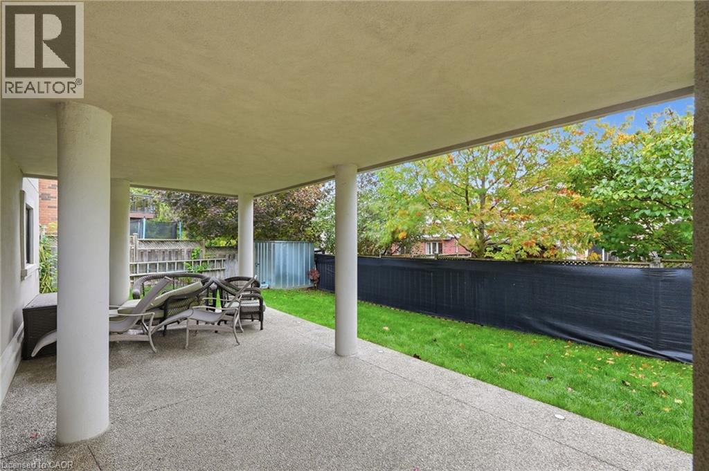 916 Foxbrook Court Property Photo 40