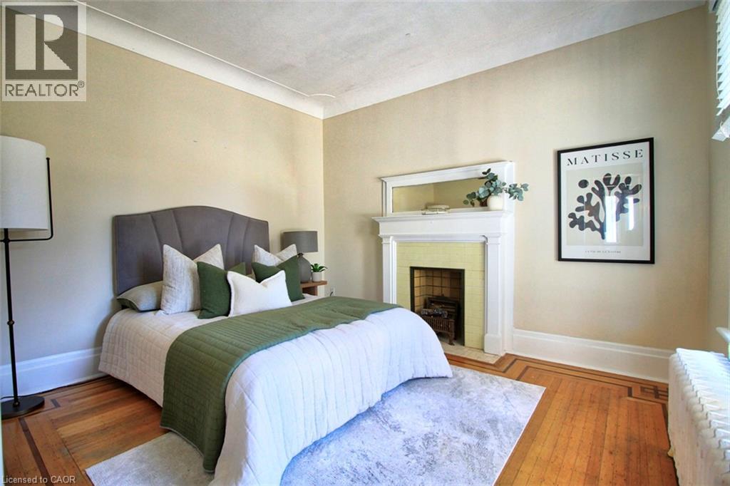 11 Eastbourne Avenue Unit# 1 Property Photo 11