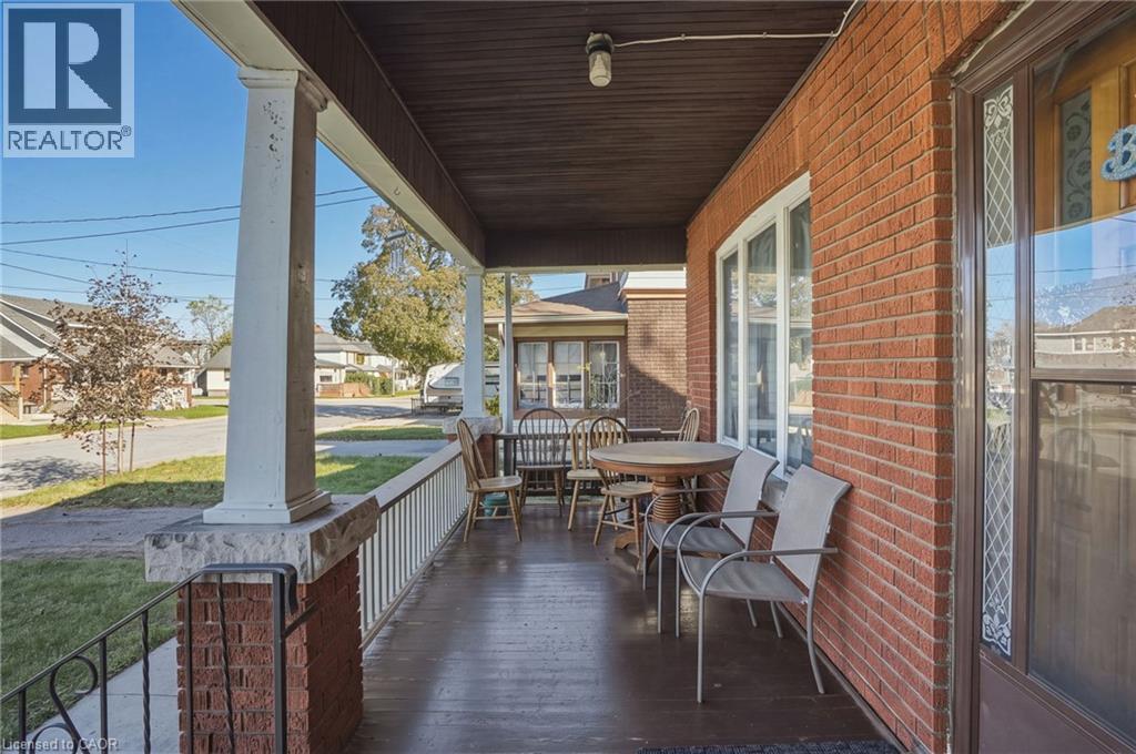 5128 Willmott Street Property Photo 5