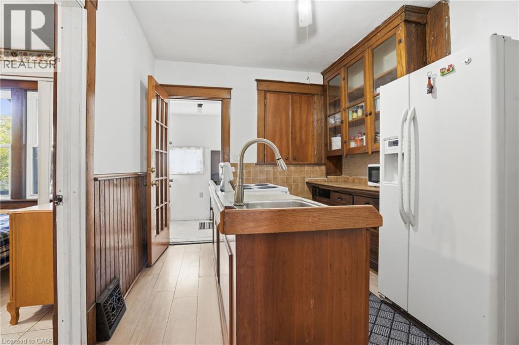 5128 Willmott Street Property Photo 9