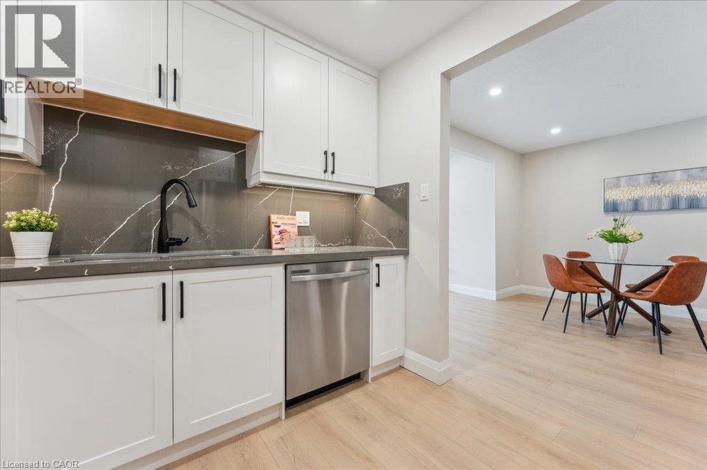 25 Valleyview Road Unit# 17 Property Photo 12