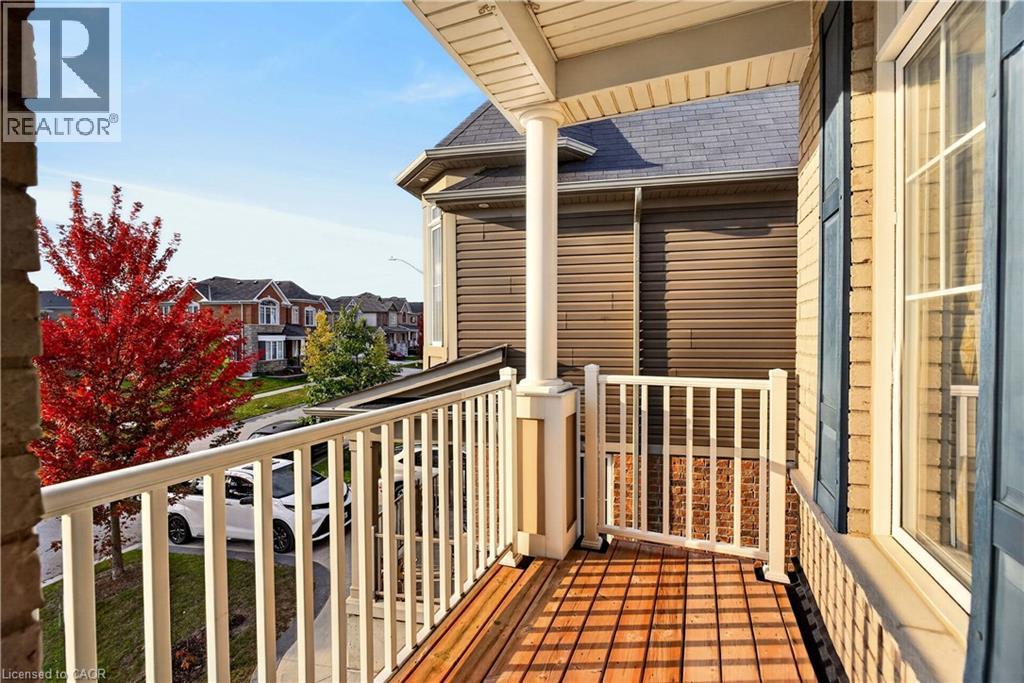 7 Pickett Place Property Photo 30