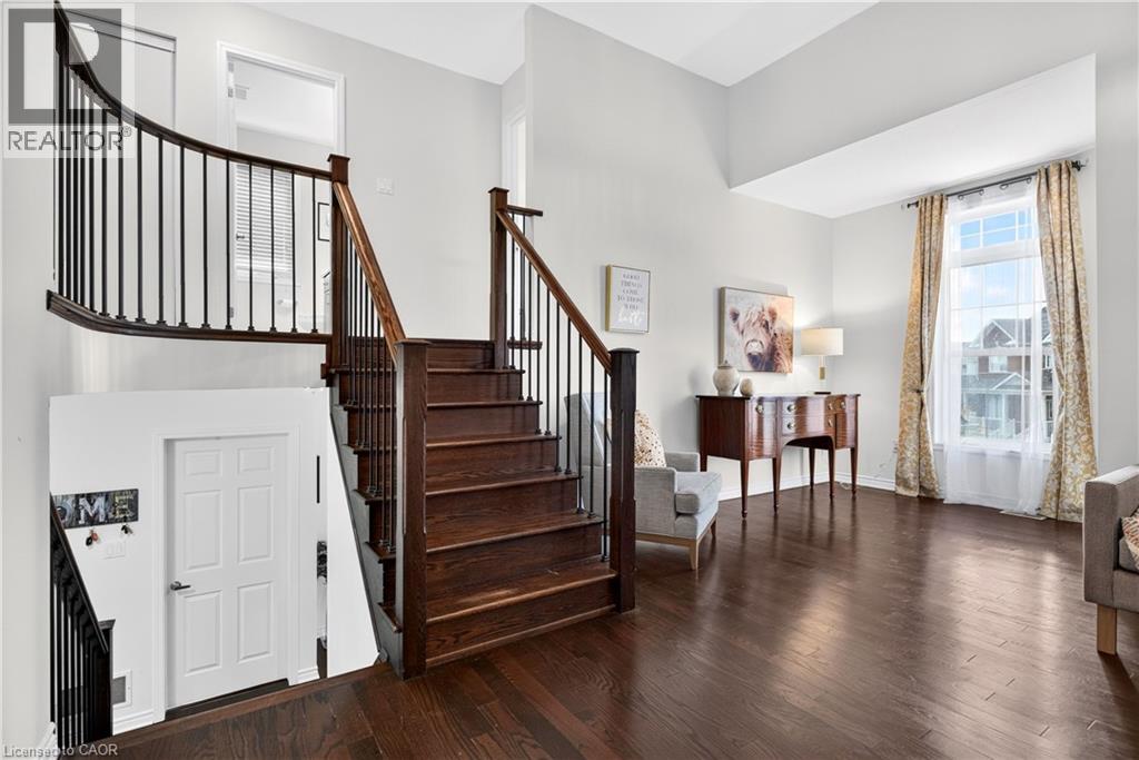 7 Pickett Place Property Photo 31