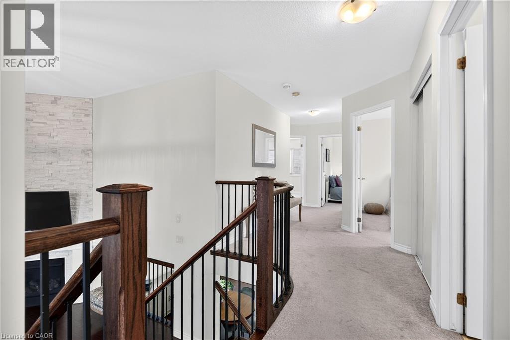 7 Pickett Place Property Photo 32