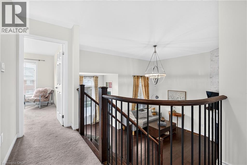 7 Pickett Place Property Photo 34