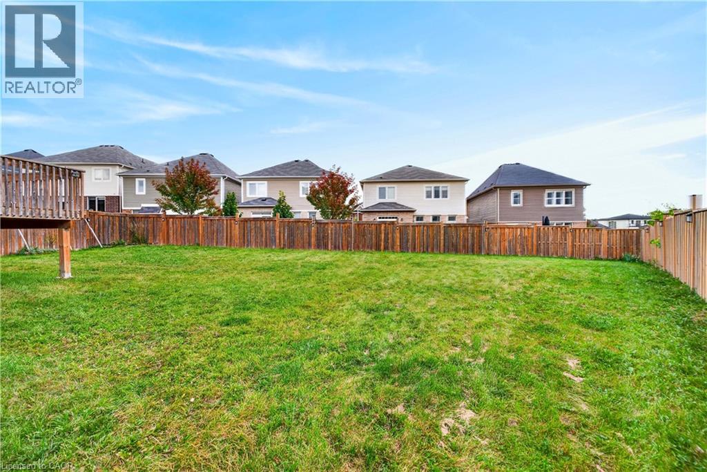 7 Pickett Place Property Photo 45