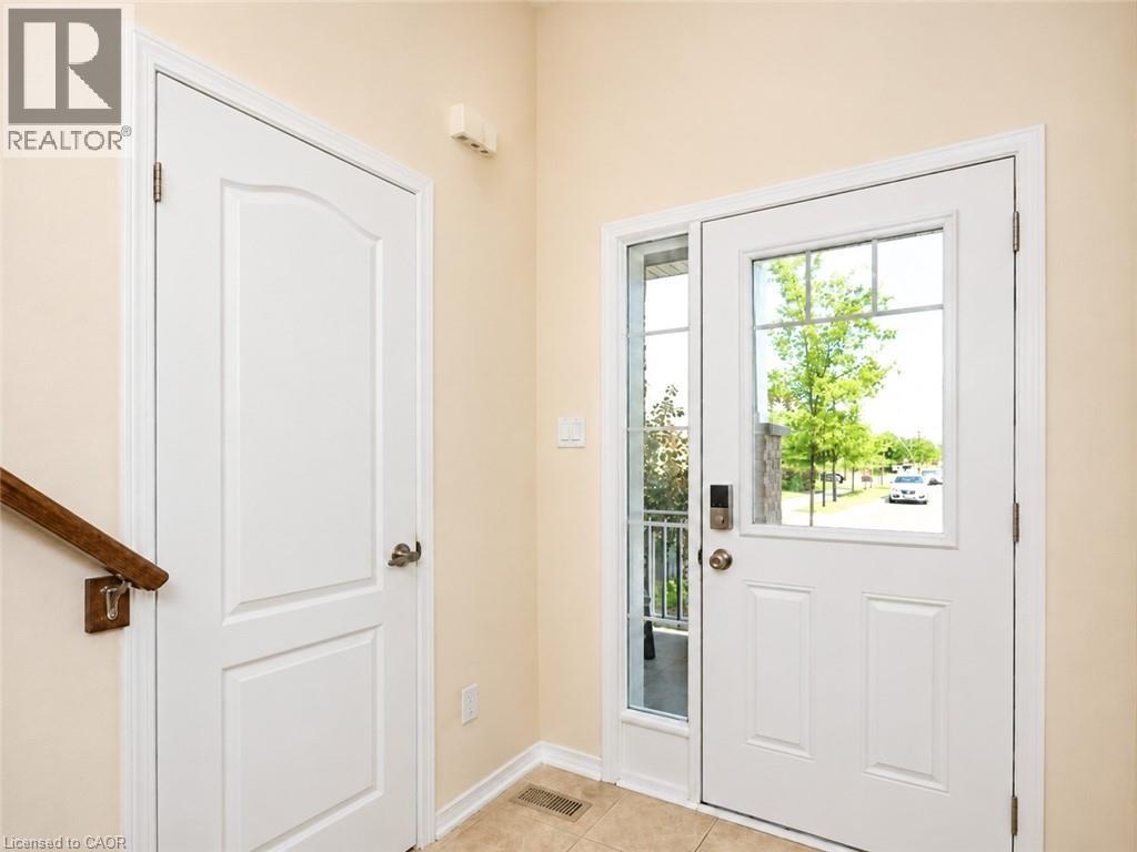 78 Glenvista Drive Unit# Upper Property Photo 4