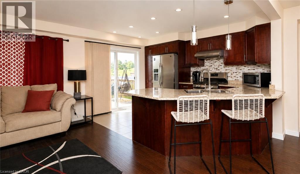 78 Glenvista Drive Unit# Upper Property Photo 6