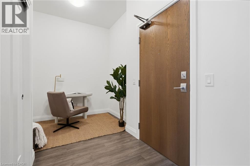 30 Hamilton Street S Unit# 101 Property Photo 6