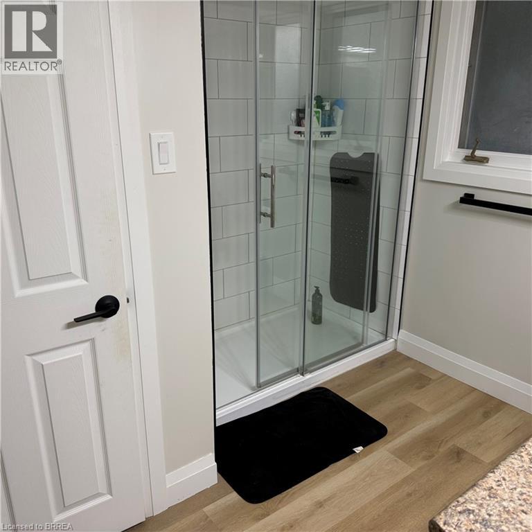 10 Aaron Place Property Photo 15