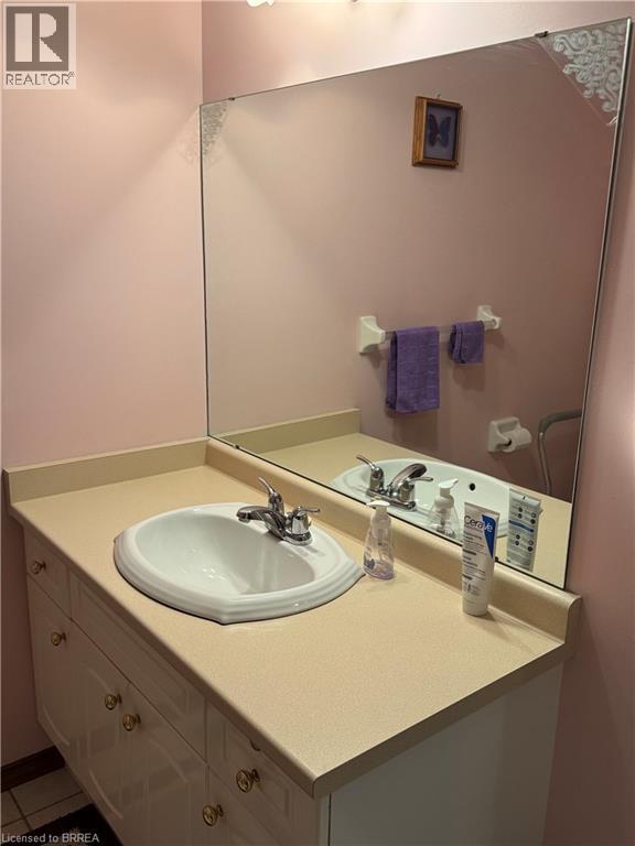 60 Whitlaw Way Unit# 16 Property Photo 20