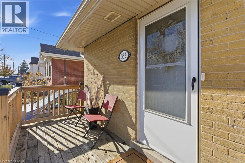 352 East 28th Street Property Photo 5