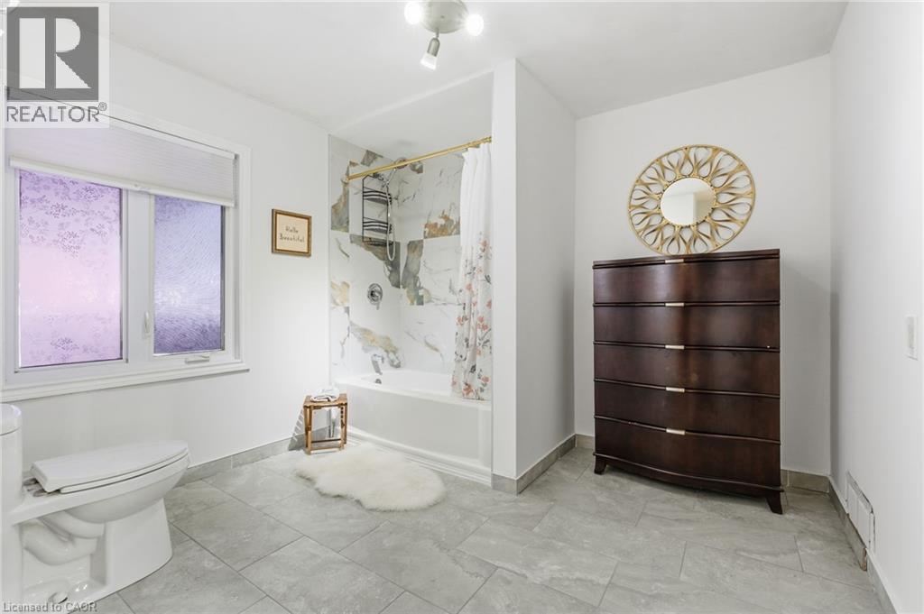 352 East 28th Street Property Photo 26