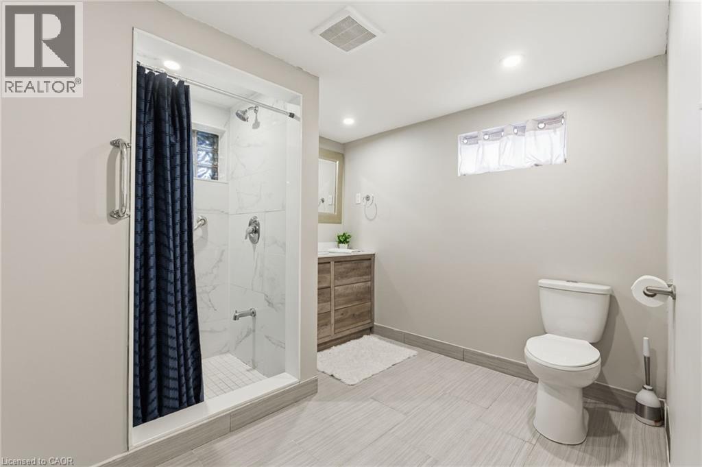 352 East 28th Street Property Photo 44