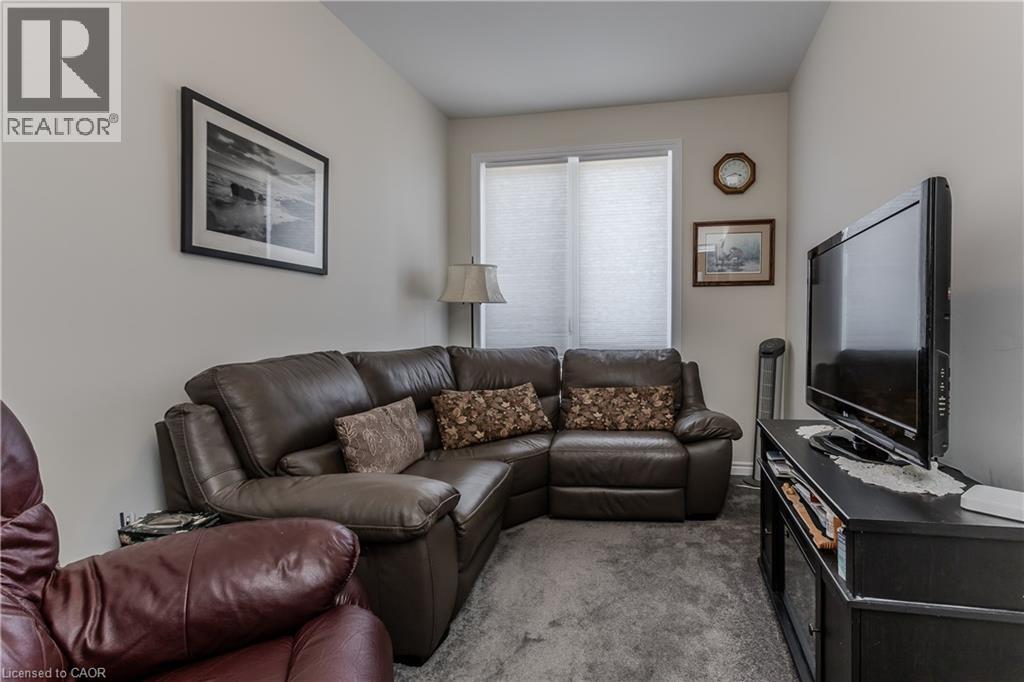 1402 Almonte Drive Property Photo 18