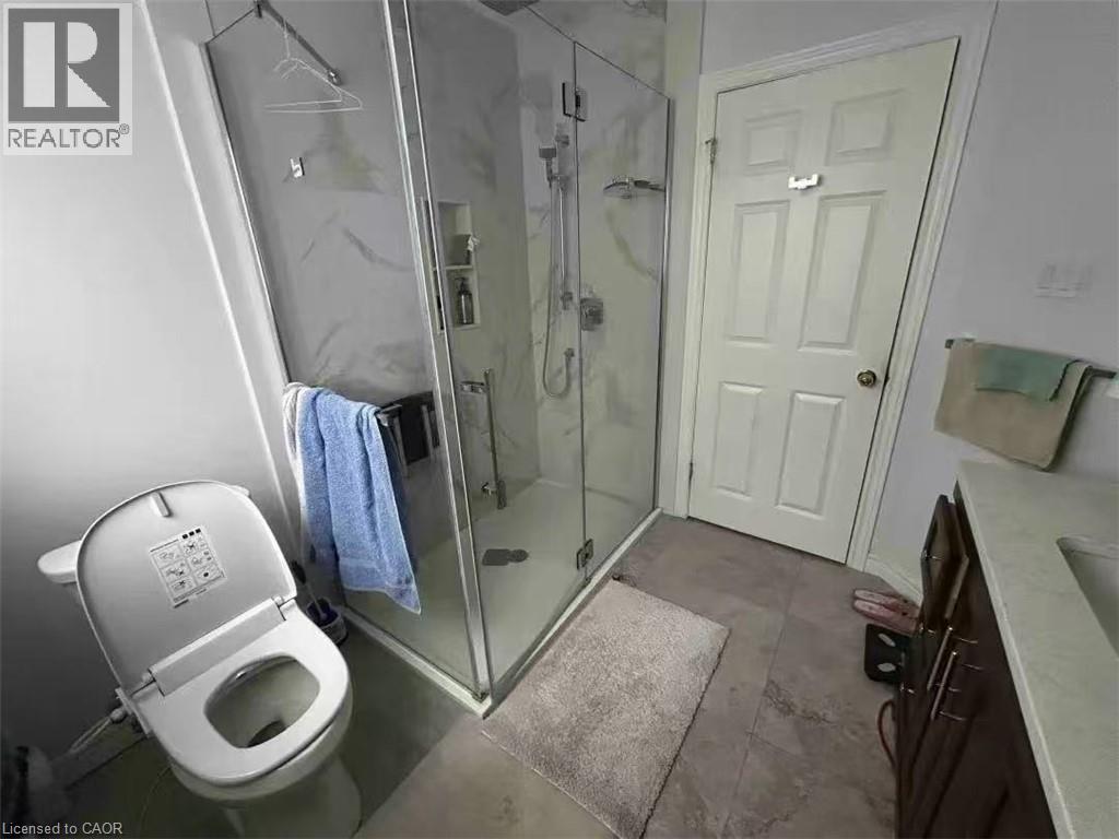 214 Misty Court Unit# Lower Property Photo 8