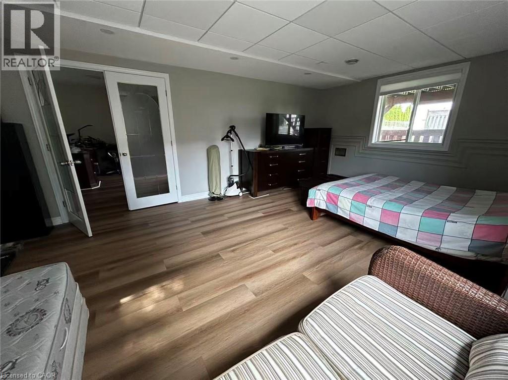 214 Misty Court Unit# Lower Property Photo 9