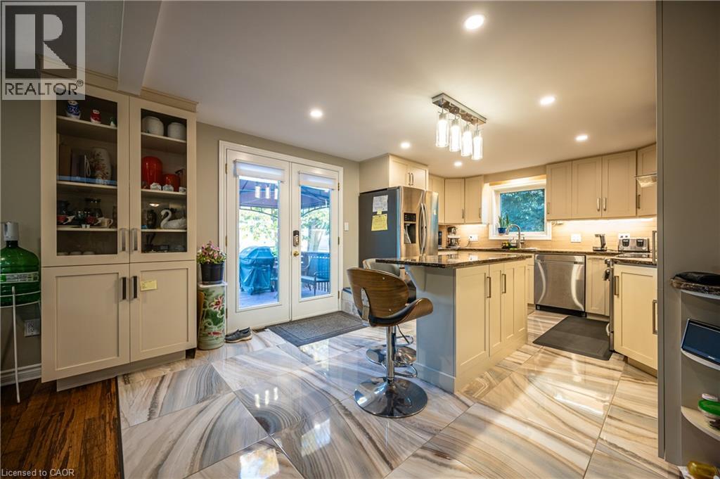 214 Misty Court Unit# Lower Property Photo 10