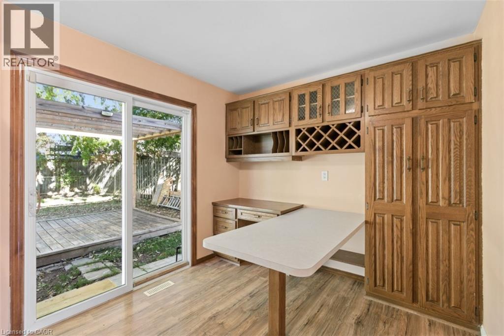 8 Forest Glen Crescent Property Photo 8