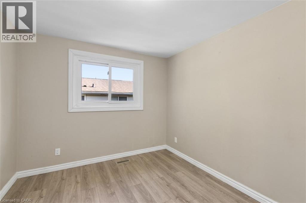 8 Forest Glen Crescent Property Photo 13