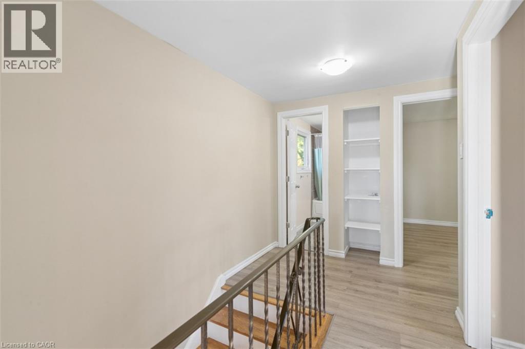 8 Forest Glen Crescent Property Photo 16
