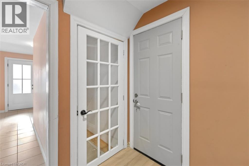 8 Forest Glen Crescent Property Photo 17