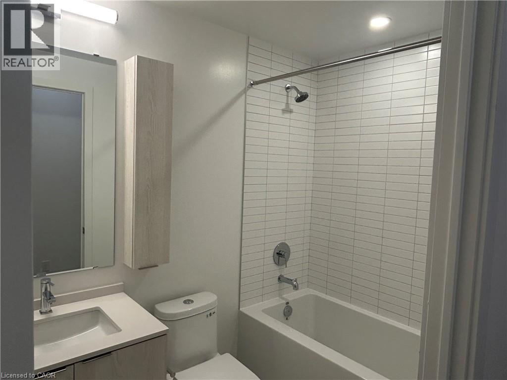 91 John Street Unit# 2007 Property Photo 8