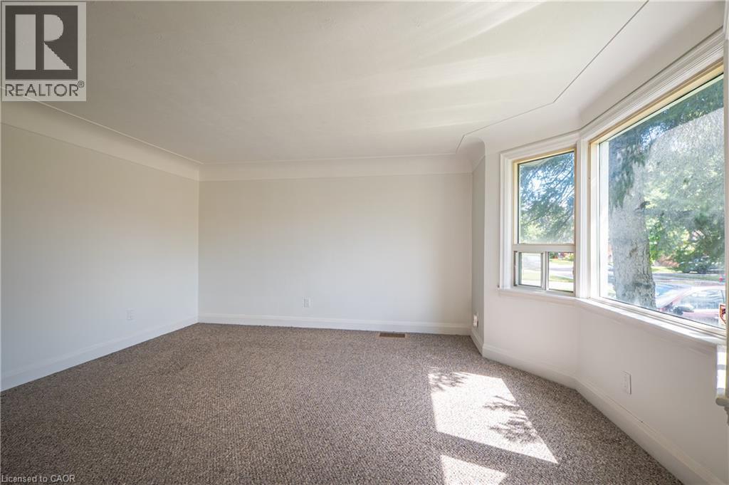 150 Beland Avenue S Property Photo 10