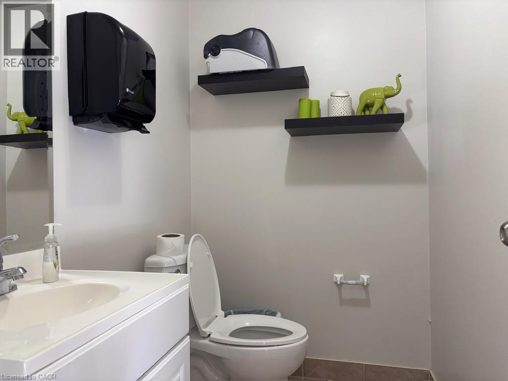 510 Speers Road Unit# 1 Property Photo 5