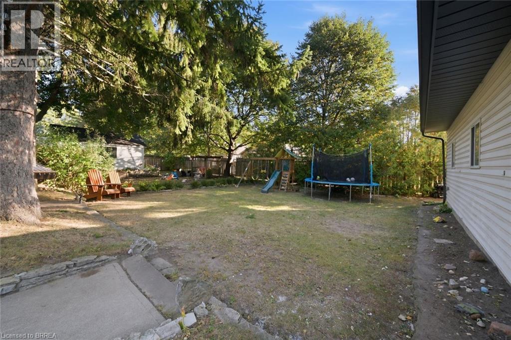 13 Forest Road Property Photo 39