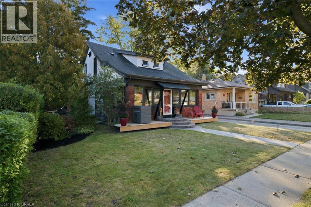 13 Forest Road Property Photo 44