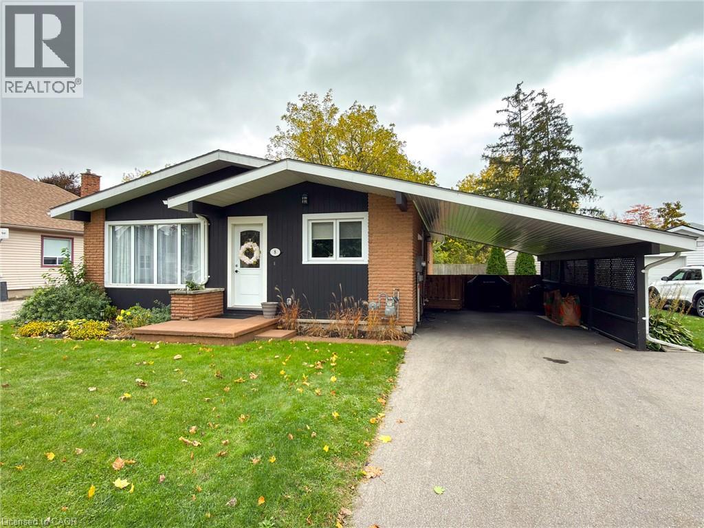 8 Rutherford Street Property Photo 3