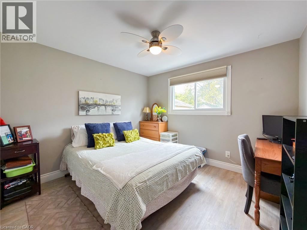 8 Rutherford Street Property Photo 24