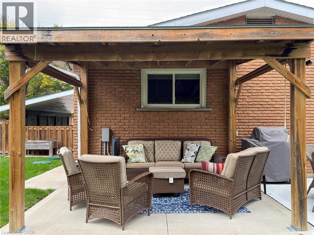 8 Rutherford Street Property Photo 37