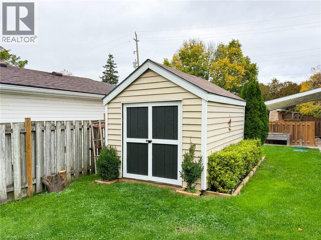 8 Rutherford Street Property Photo 42